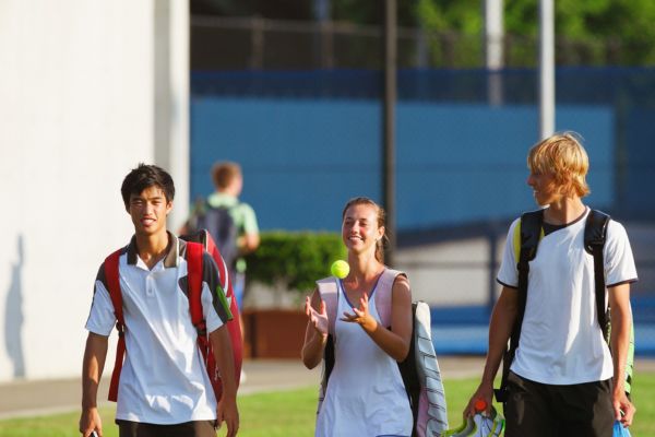 teenage athletes to follow